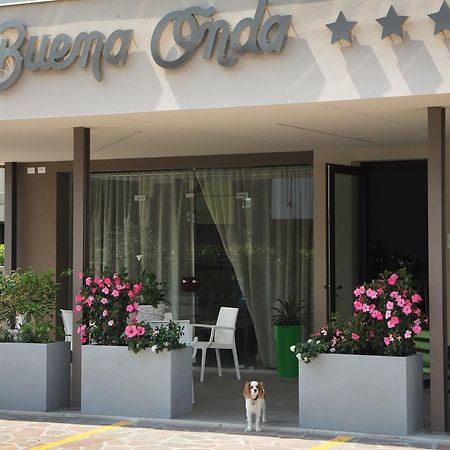 Hotel Buena Onda Peschiera del Garda Bagian luar foto