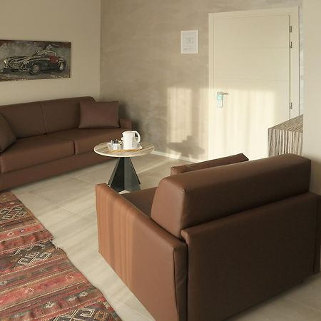 Hotel Buena Onda Peschiera del Garda Bagian luar foto