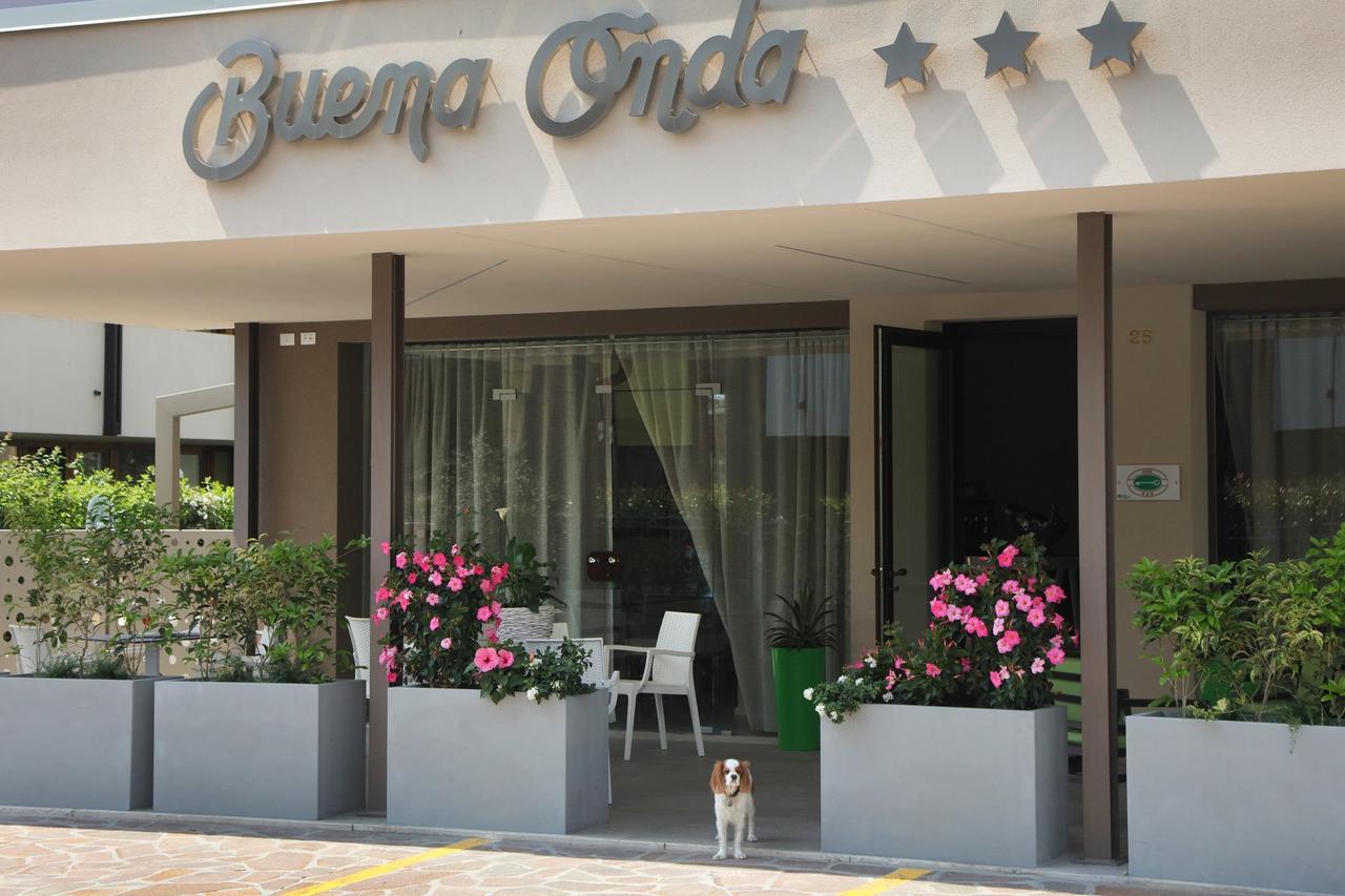 Hotel Buena Onda Peschiera del Garda Bagian luar foto